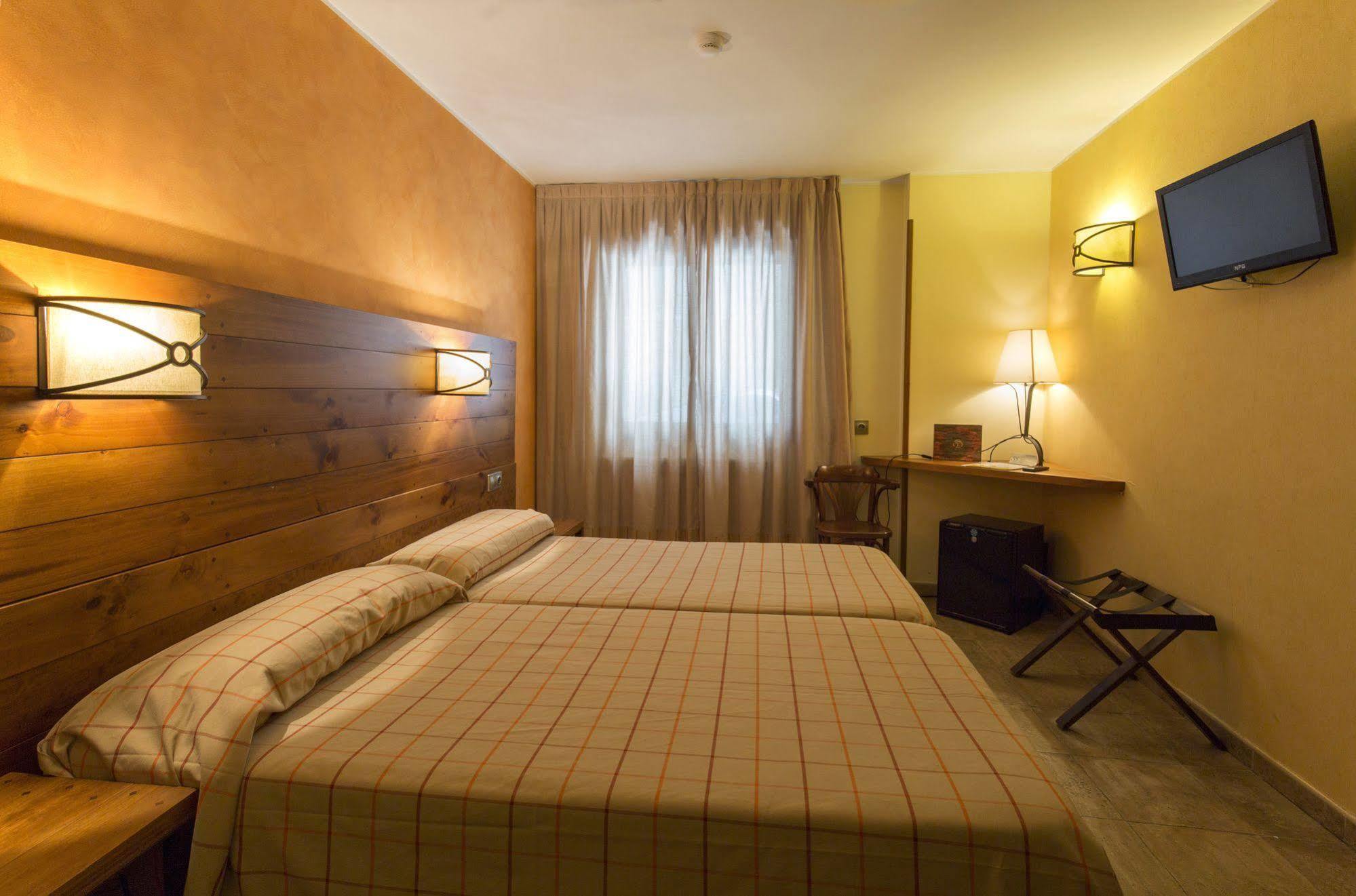 Hotel Magic Pas Пас-де-ла-Каса Экстерьер фото